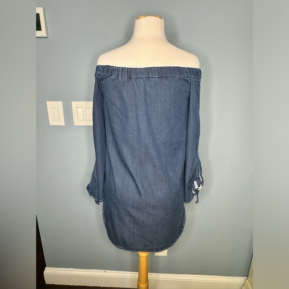 White House Black Market Off-Shoulder Denim Tunic - Picture 3 of 4